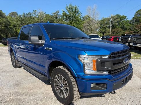 Used 2018 Ford F150 XLT w/ Equipment Group 302A Luxury AWD/4WD image 3