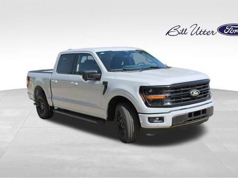 New 2026 Ford F150 XLT w/ Equipment Group 302A MID RWD image 2