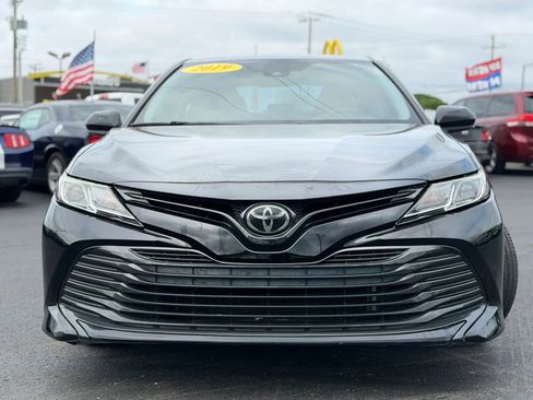 Used 2019 Toyota Camry LE image 13