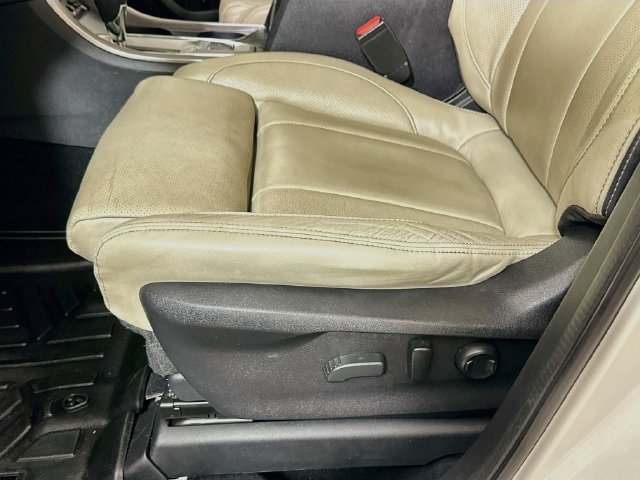 Used 2019 Subaru Ascent Limited AWD/4WD image 24