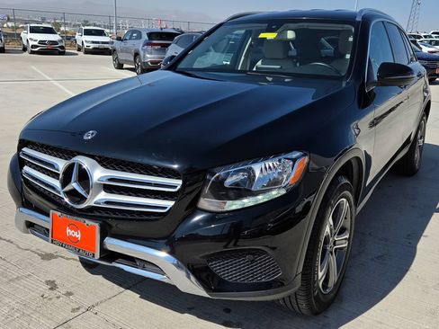Used 2018 Mercedes-Benz GLC 300 image 3