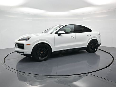 New 2026 Porsche Cayenne Coupe image 2