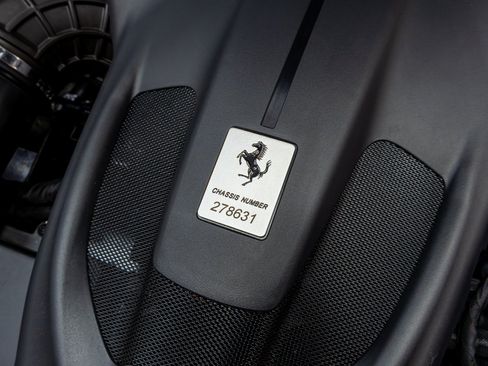 Used 2022 Ferrari Roma RWD image 47