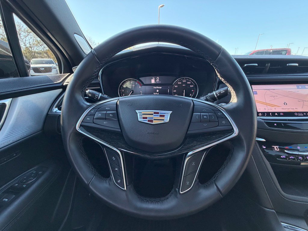 Used 2022 Cadillac XT5 Premium Luxury AWD/4WD image 9