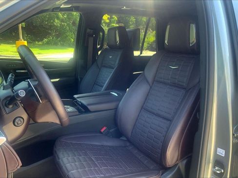 Certified 2024 Cadillac Escalade V AWD/4WD image 23