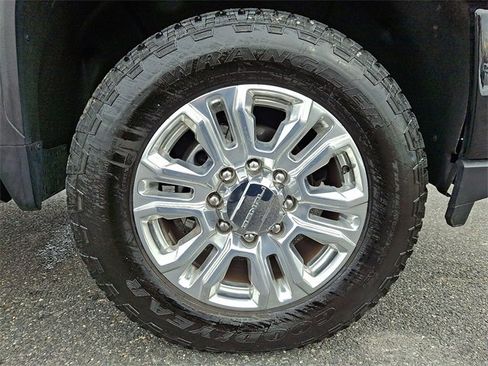 Certified 2023 GMC Sierra 2500 Denali w/ Denali Ultimate Package image 8