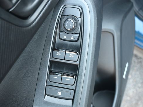 Certified 2025 Subaru Crosstrek 2.5i Wilderness image 15