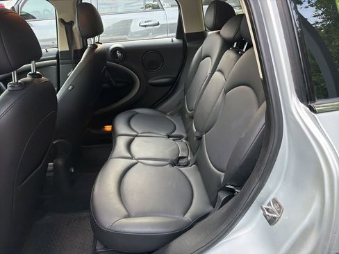 Used 2012 MINI Cooper Countryman FWD image 5