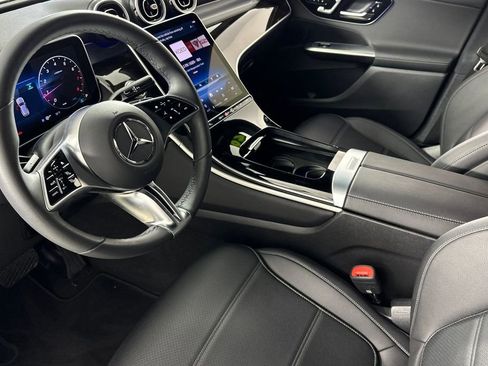 Certified 2026 Mercedes-Benz GLC 300 image 11