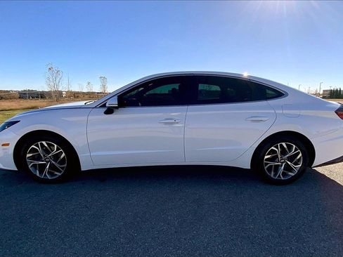 Used 2023 Hyundai Sonata SEL w/ Preferred Accessory Package image 8