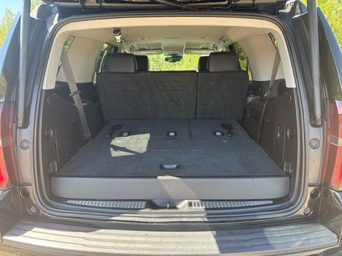 Used 2020 Chevrolet Tahoe LT image 11