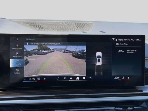 Used 2025 BMW X5 xDrive50e AWD/4WD image 27