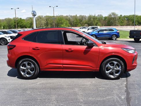 Used 2024 Ford Escape ST-Line w/ Tech Pack #1 AWD/4WD image 15