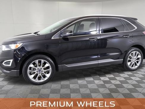 Used 2018 Ford Edge Titanium w/ Technology Package FWD image 11