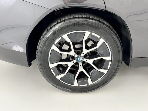 Certified 2025 BMW X3 xDrive30i w/ Premium Package AWD/4WD image 31