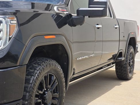 Used 2023 GMC Sierra 2500 Denali w/ Denali Black Diamond Edition AWD/4WD image 41