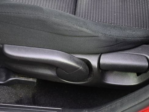 Used 2013 MAZDA MAZDA3 i Touring image 11