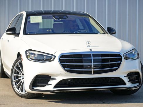 Used 2021 Mercedes-Benz S 500 4MATIC image 4