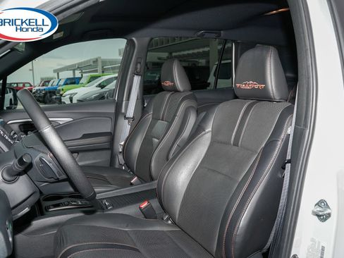 Used 2023 Honda Passport TrailSport image 18