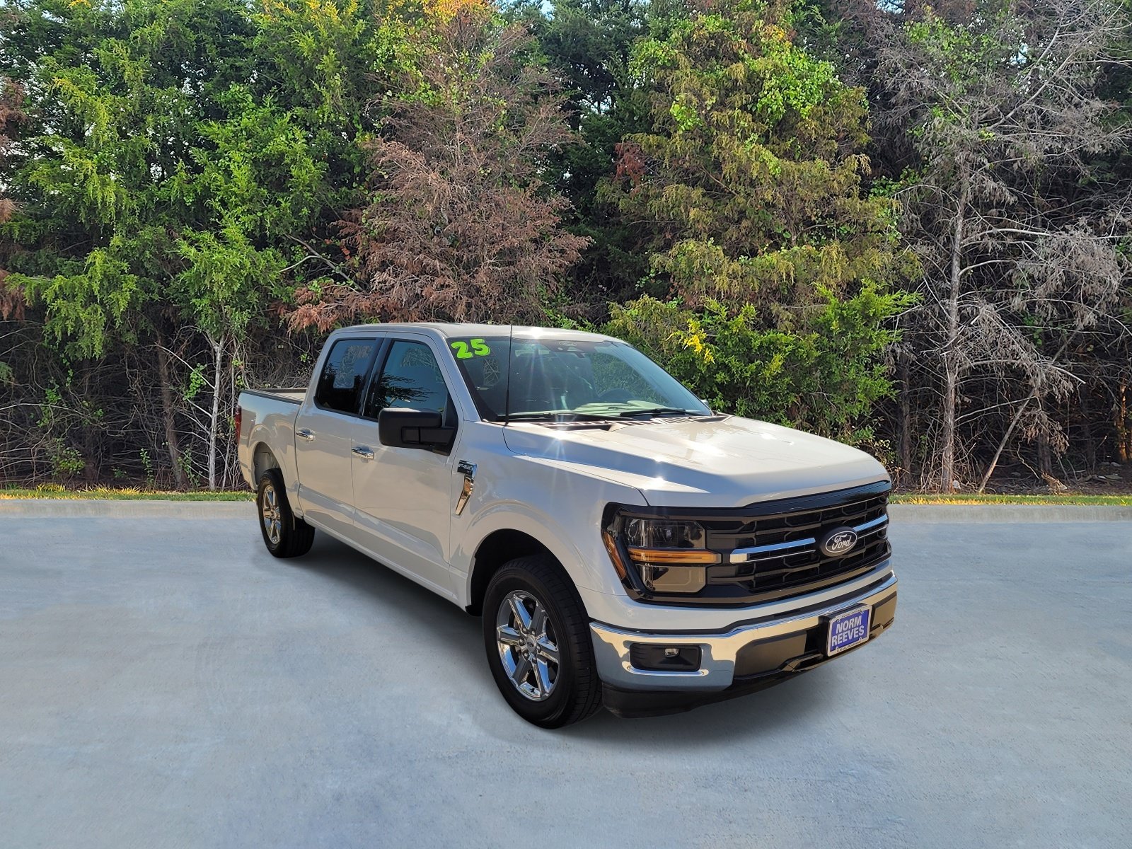 Used 2025 Ford F150 XLT RWD image 16
