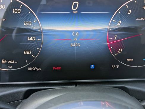 Used 2025 Mercedes-Benz C 300 Sedan image 9