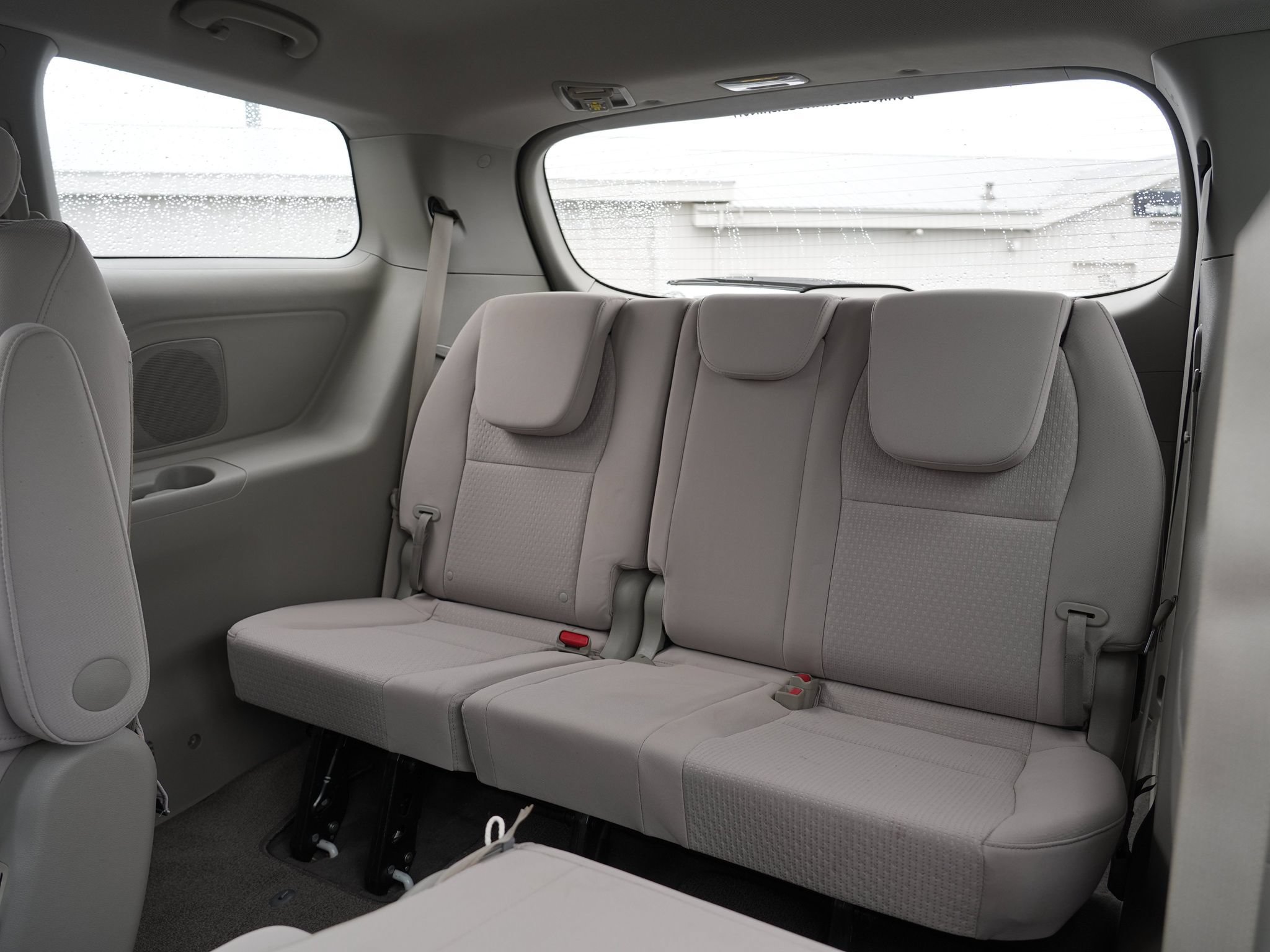 Used 2018 Kia Sedona L FWD image 26