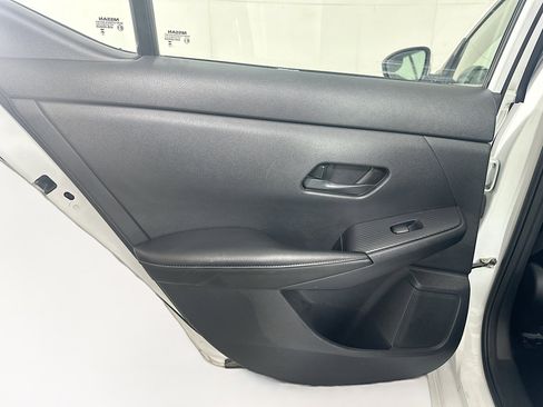 Used 2024 Nissan Sentra SV image 24