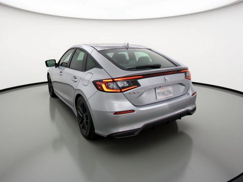 Used 2025 Honda Civic Sport image 6