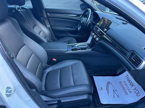 Used 2022 Honda Accord Sport image 12
