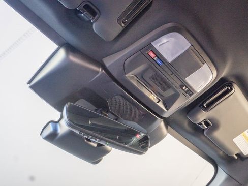 Certified 2025 Subaru Crosstrek 2.5i Sport w/ Popular Package #4A image 14