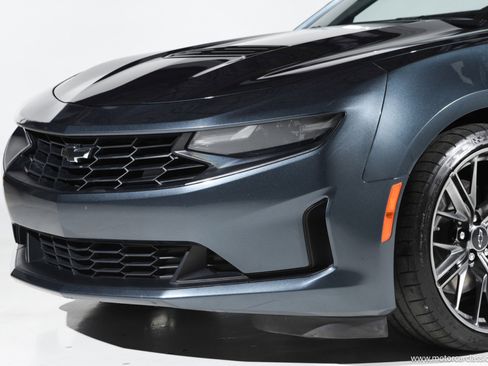 Used 2021 Chevrolet Camaro LT image 19