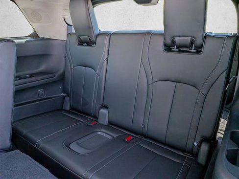 Used 2023 INFINITI QX60 Luxe w/ Vision Package AWD/4WD image 17