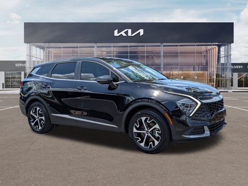 Certified 2024 Kia Sportage EX FWD image 1