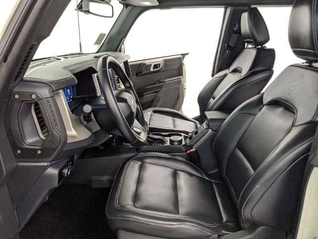 Used 2025 Ford Bronco Outer Banks AWD/4WD image 18