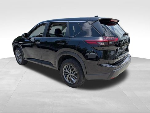 Certified 2024 Nissan Rogue S FWD image 5