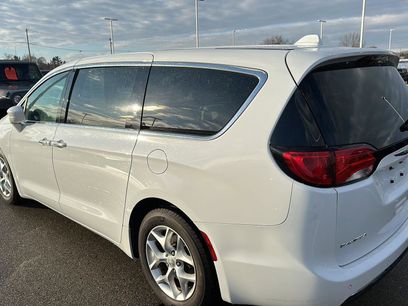 Used 2018 Chrysler Pacifica Touring Plus w/ Tire & Wheel Group