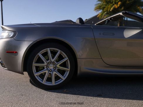 Used 2012 Aston Martin V8 Vantage Roadster image 10