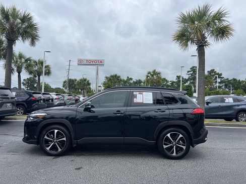 Used 2024 Toyota Corolla Cross AWD Hybrid w/ Convenience Package image 7