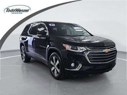 Used 2021 Chevrolet Traverse LT w/ LT Premium Package