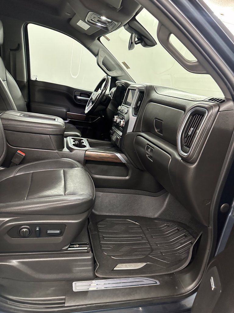 Used 2022 GMC Sierra 1500 SLT w/ SLT Premium Plus Package AWD/4WD image 40