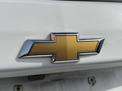 Used 2020 Chevrolet Equinox LS FWD image 6