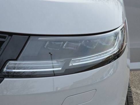 New 2026 Land Rover Range Rover Sport Autobiography image 32