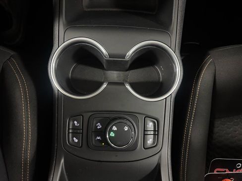 Certified 2021 GMC Terrain SLE w/ Driver Convenience Package image 19