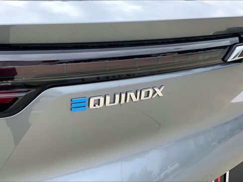 New 2026 Chevrolet Equinox EV LT FWD image 15