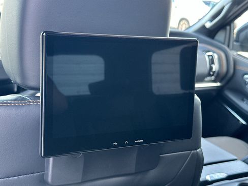 New 2026 Ford Expedition Tremor image 16