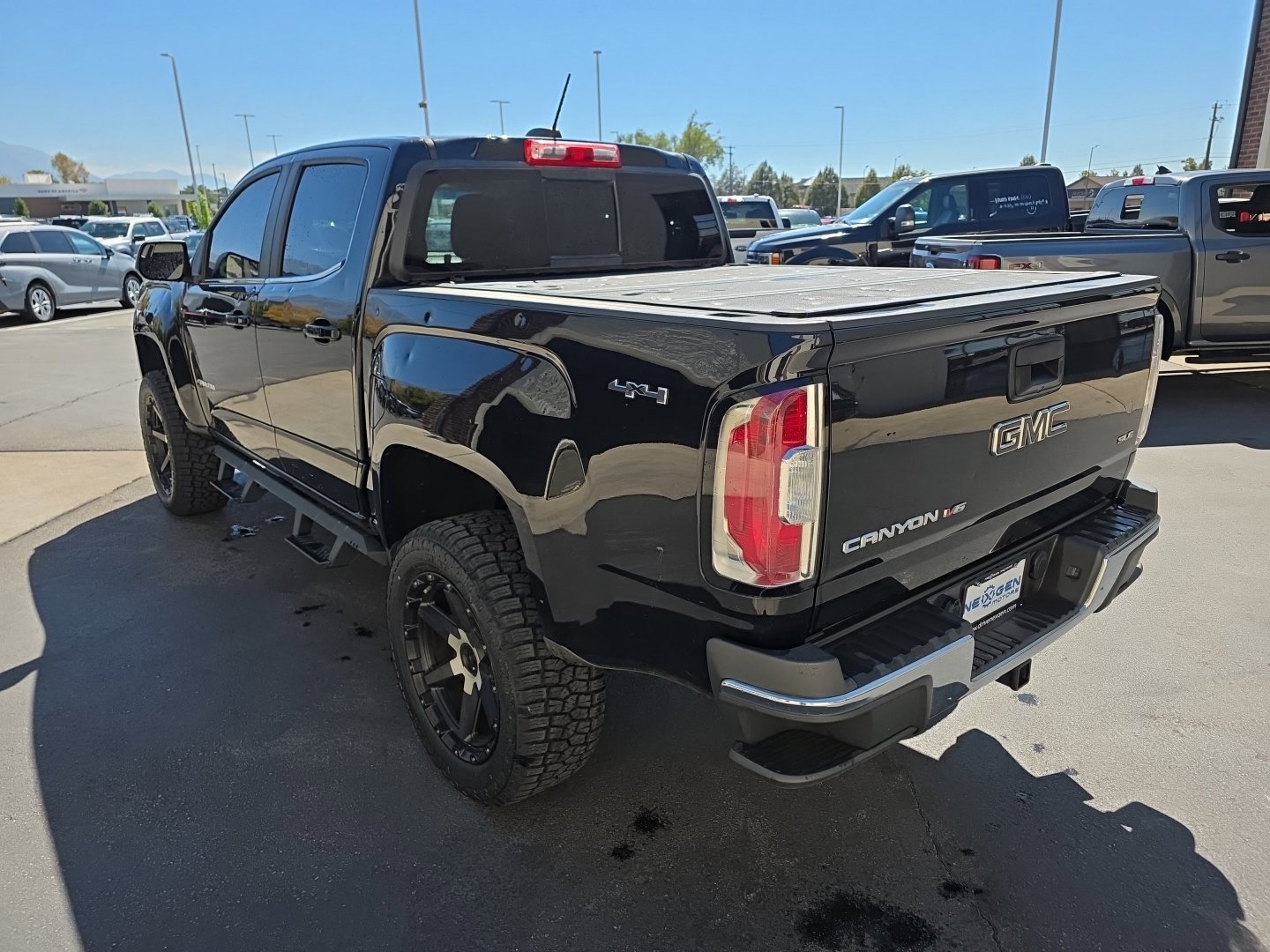 Used 2020 GMC Canyon SLE w/ Elevation Edition AWD/4WD image 24