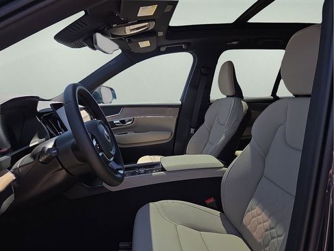 New 2026 Volvo XC90 B5 Core image 21