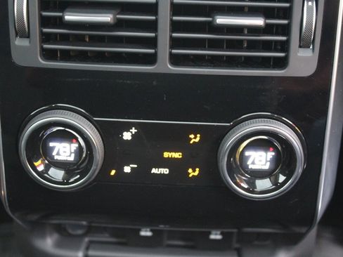 Used 2019 Land Rover Range Rover Sport HSE image 39