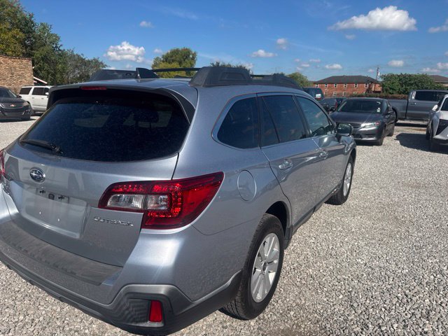 Used 2019 Subaru Outback 2.5i Premium AWD/4WD image 4