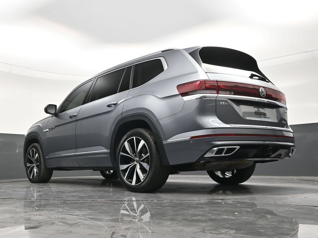 Used 2025 Volkswagen Atlas SEL Premium R-Line AWD/4WD image 22